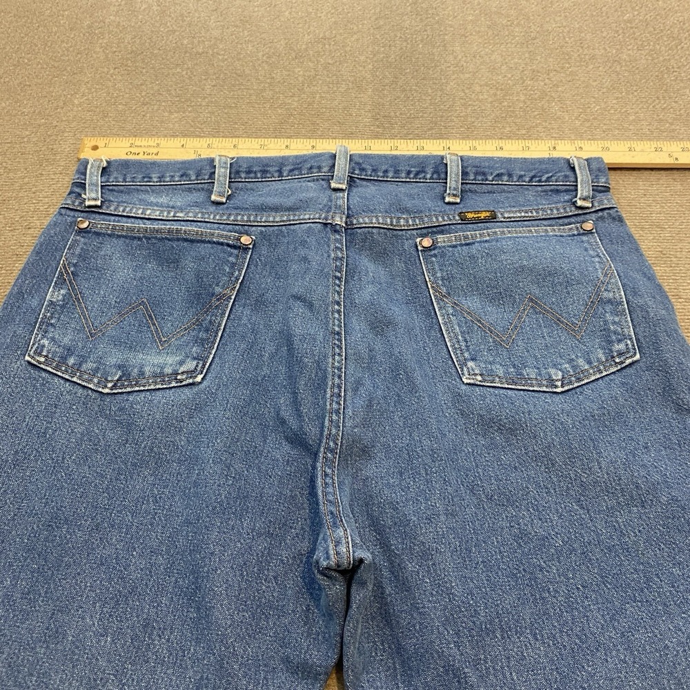 Wrangler Jeans Mens 40 Fits 39x32 Faded Blue 13MWZ Cowboy Cut Western Boots - Picture 4 of 10